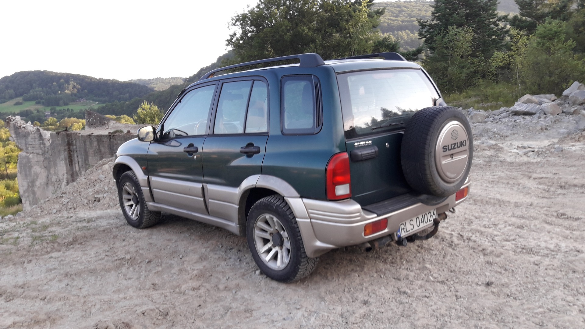 Suzuki grand vitara i