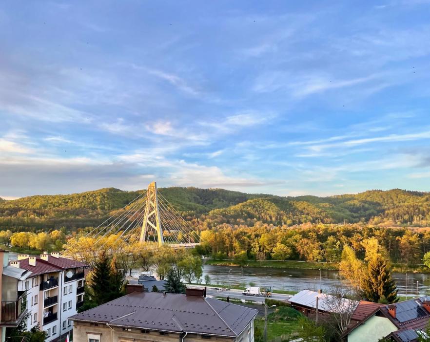 Stylowy apatrament w centrum Sanoka po remoncie z widokiem na San i ...