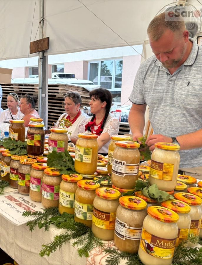 30 edycja Agrobieszczadów. Wielkie święto w Lesku. Gwiazdą wieczoru BACIARY [VIDEO, ZDJĘCIA]