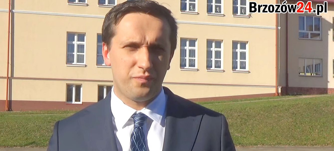 Życzenia Szymona Stapińskiego, kandydata na urząd burmistrza Brzozowa dla pracowników oświaty (VIDEO)