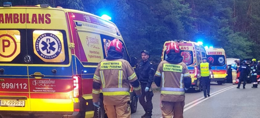 Tragiczny wypadek w Kurzynie Małej. Nie żyje kierowca