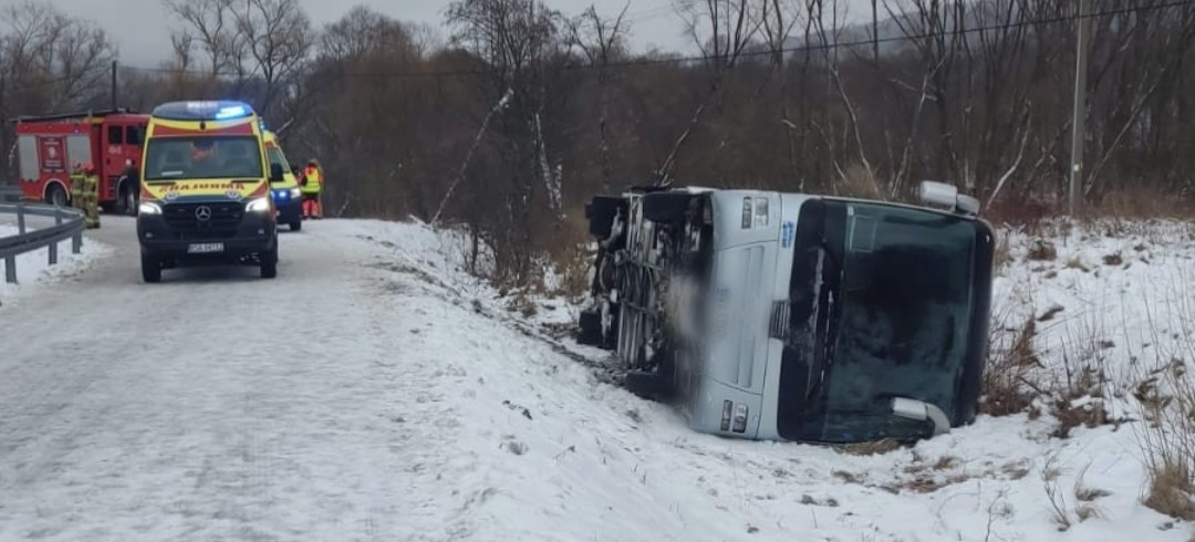 POLSKA112: Znane są szczegóły wypadku autokaru w Bieszczadach (ZDJĘCIA)