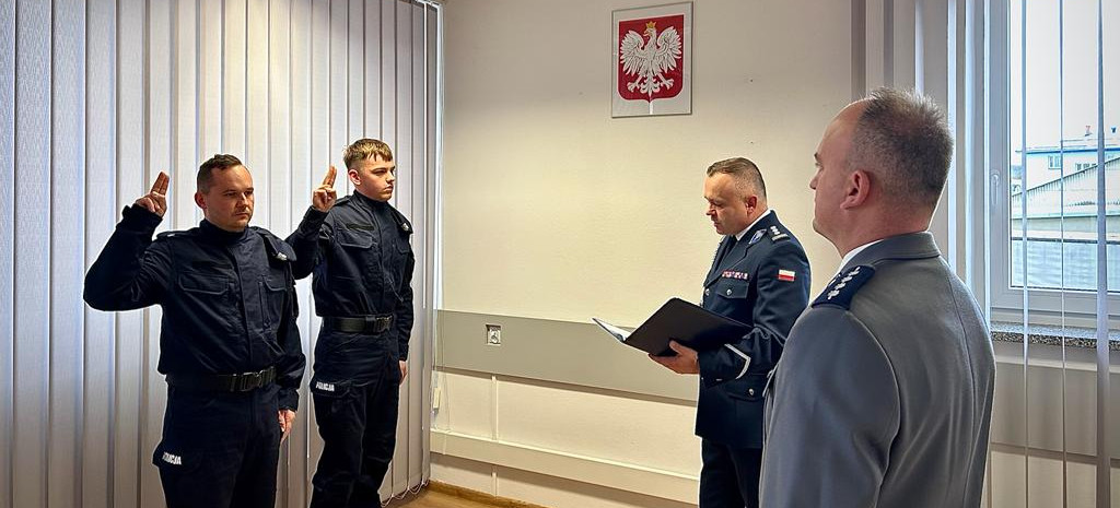 Ślubowanie nowo przyjętych policjantów