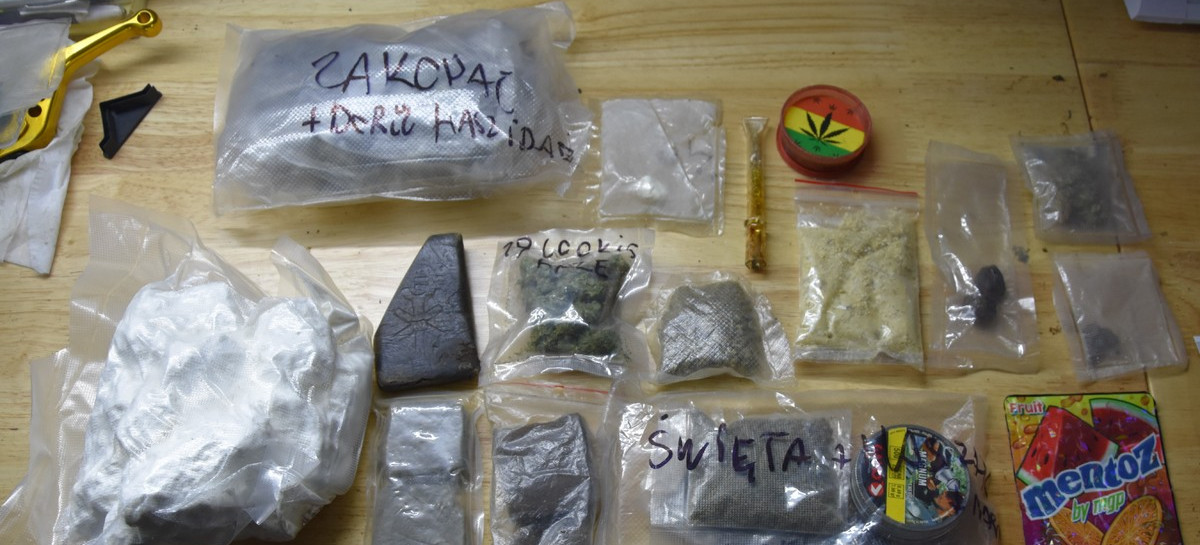 PRZEWORSK: 5 kg narkotyków! 21- latek zatrzymany. (ZDJĘCIA)