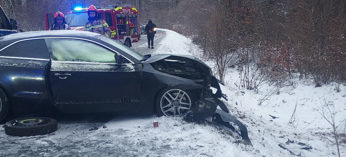 Kolizja drogowa w Bieszczadach. Jedna osoba poszkodowana