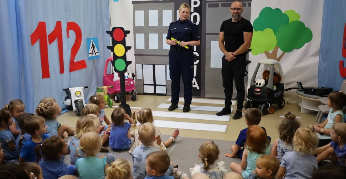„Policyjna nuta bezpieczeństwa” w żłobku miejskim w Ustrzykach Dolnych