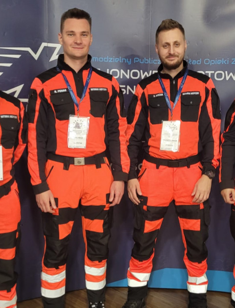 Bieszczadzcy ratownicy medyczni na podium Mistrzostw JURA 2025