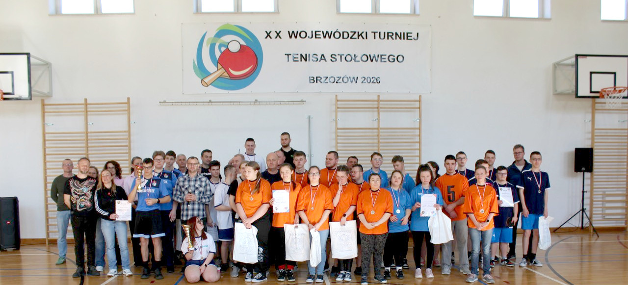BRZOZÓW: 30 zawodników, 5 ośrodków i wielkie emocje. XX Wojewódzki Turniej Tenisa Stołowego [ZDJĘCIA]