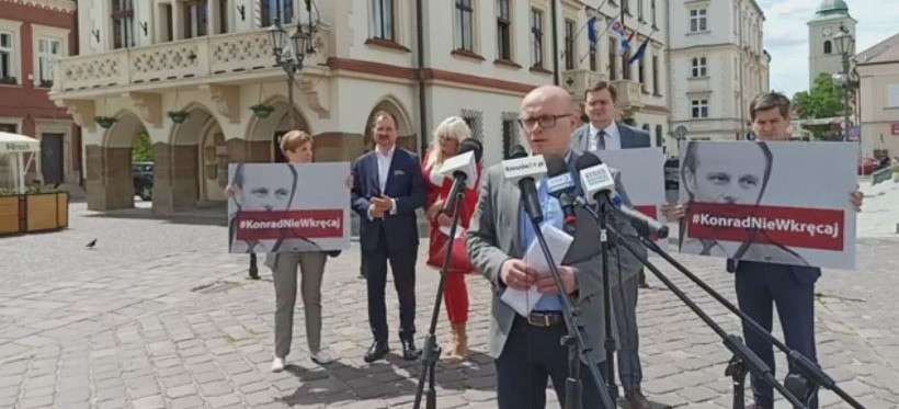 Radni PiS krytykują Konrada Fijołka: Konrad, nie wkręcaj! (VIDEO)