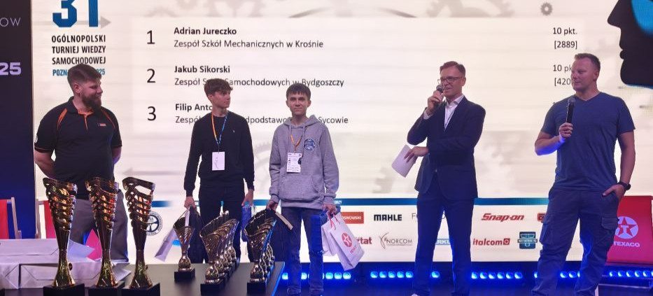 Uczeń „Mechanika” pierwszy w Polsce w konkursie motoryzacyjnym Motor Show Poznań 2025