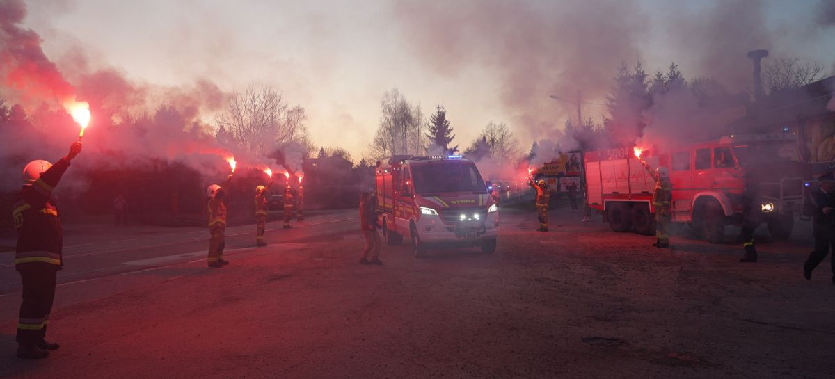 Wielkie święto w Pakoszówce. Strażacy z nowym wozem ratowniczym [VIDEO, ZDJĘCIA]