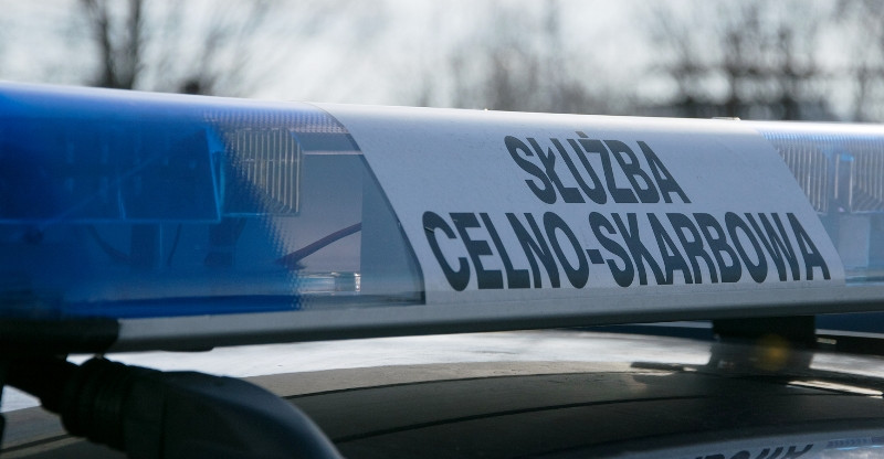 Prawie 2 promile za kierownicą. Funkcjonariusze podkarpackiej KAS zatrzymali pijanego kierowce