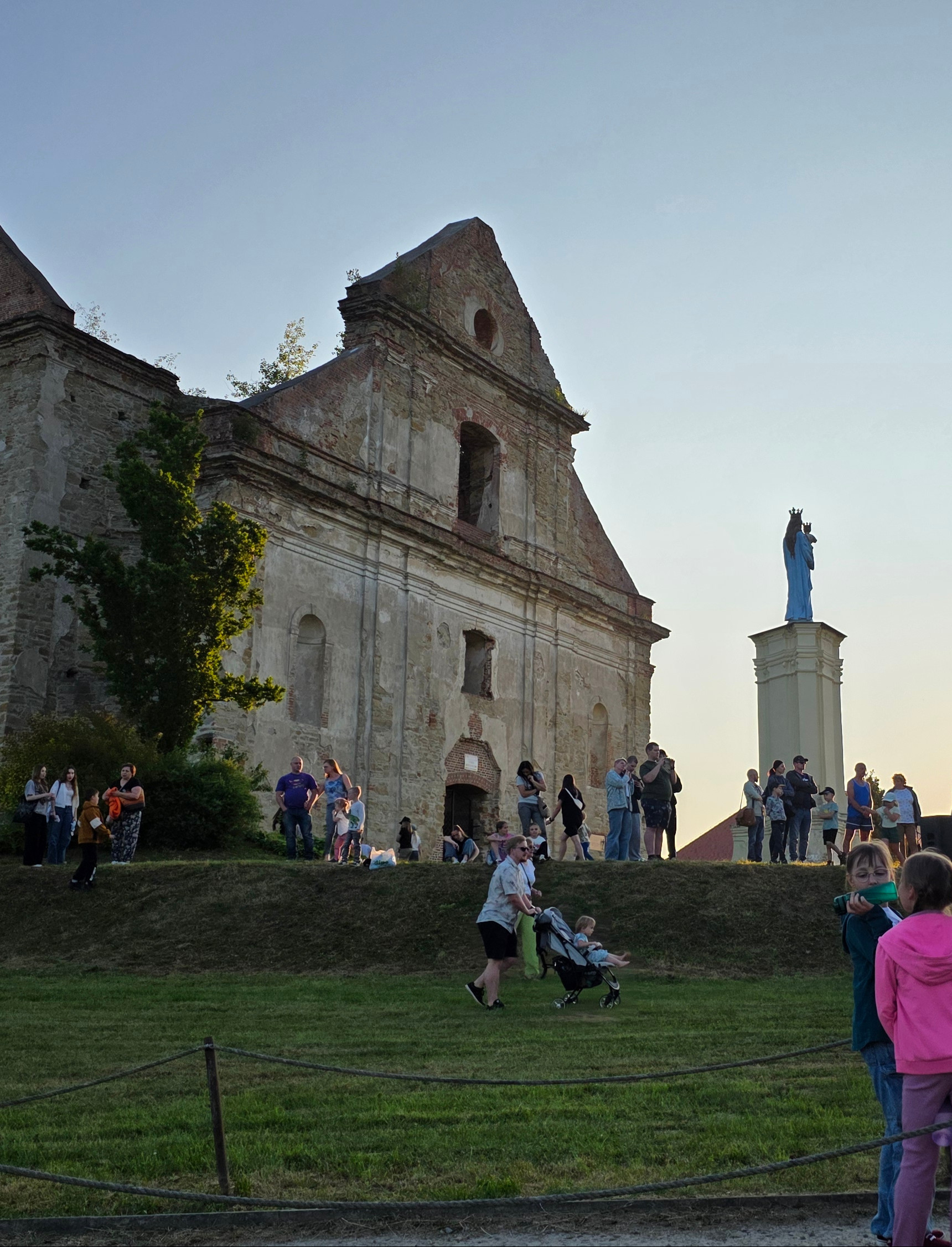 Historyczna inscenizacja na wzgórzu klasztornym w Zagórzu. Widzowie przenieśli się do czasów Konfederacji Barskiej (ZDJĘCIA)