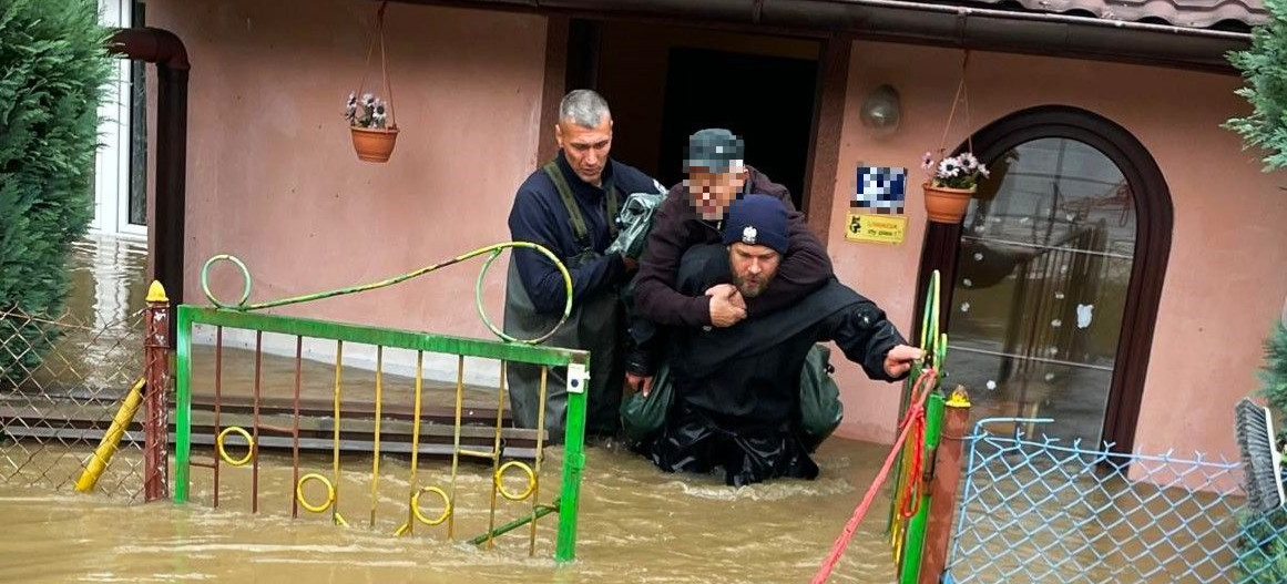 Operacja o kryptonimie „Powódź 2024″ zakończona. Policjanci dali z siebie wszystko (FOTORELACJA)