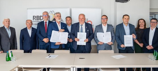 Podpisanie umowy na projekt i budowę ronda w Grabownicy Starzeńskiej