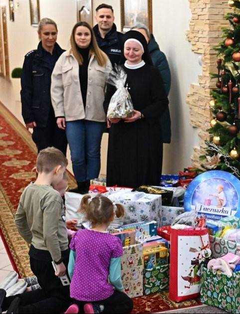 „Paczuszka dla Maluszka” – akcja charytatywna pełna serca [VIDEO, ZDJĘCIA]