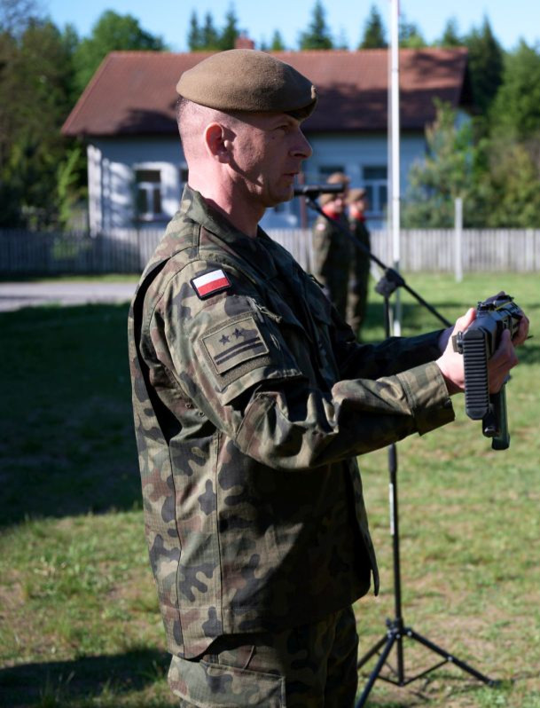 Rozpoczęli służbę dla Ojczyzny. Nowi terytorialsi uroczyście przyjęli broń