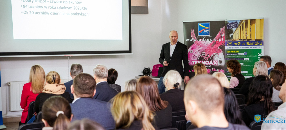 Jak kształcić przyszłych fachowców? Konferencja o edukacji zawodowej w Zagórzu [ZDJĘCIA]