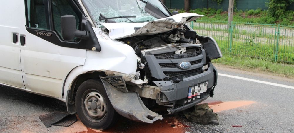 UWAGA! Zderzenie trzech pojazdów w Zarszynie. Jedna osoba w szpitalu (ZDJĘCIA)