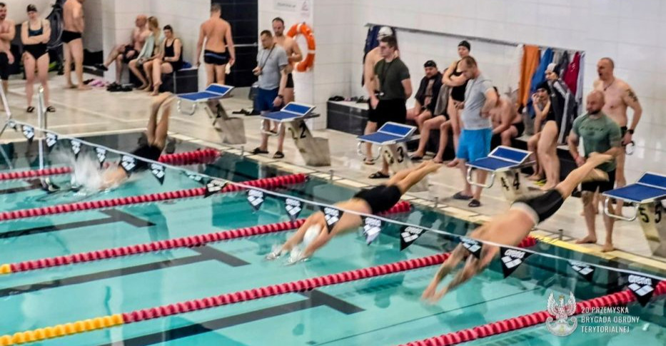 SANOK: Mistrzostwa Przemyskiej Brygady WOT w pływaniu [ZDJĘCIA]