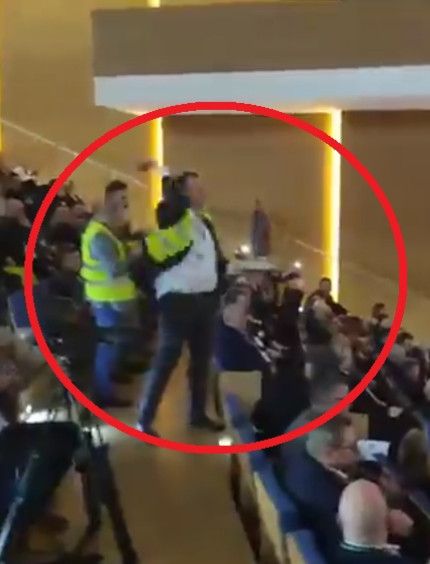 RZESZÓW: Minister obrzucony jajkami! Interweniowała policja (VIDEO)