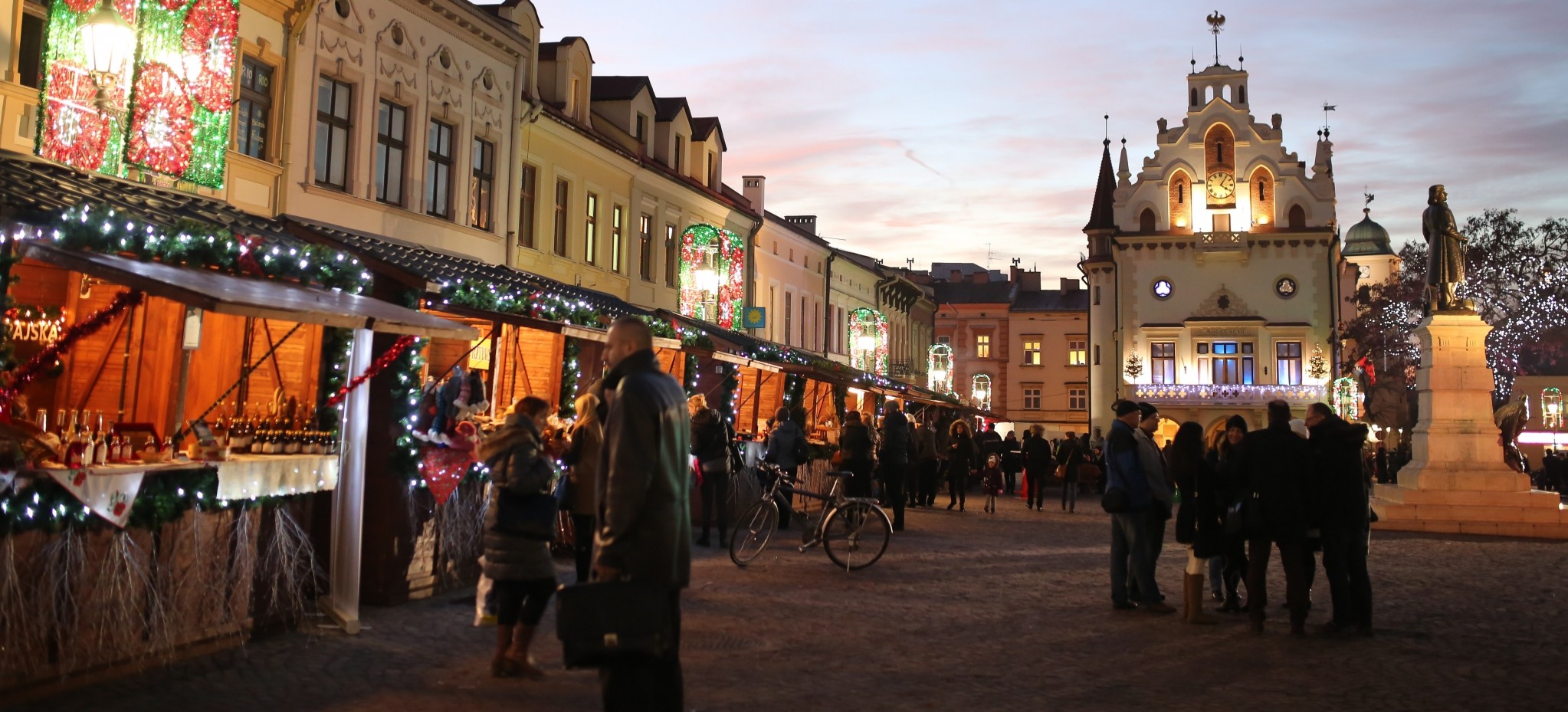 RZESZÓW: Od 7 grudnia na Rynku stanie jarmark świąteczny!