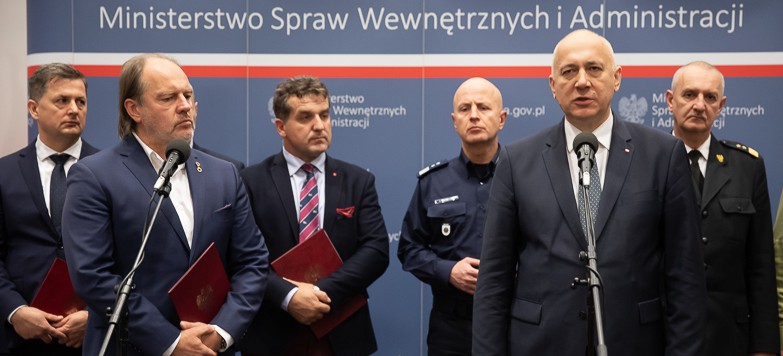 Koniec “psiej grypy”? MSWiA porozumiało się z funkcjonariuszami (WIDEO)