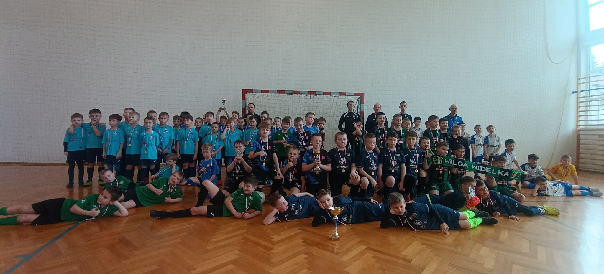 Halowy Turniej Piłki Nożnej w Raniżowie. Na boisku aż 15 drużyn [ZDJĘCIA]