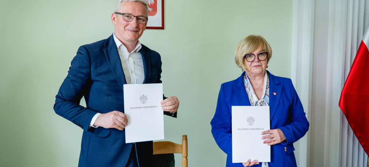 Ponad 4,7 mln zł dla Powiatu Sanockiego. Powstanie nowoczesny obiekt dla strażaków