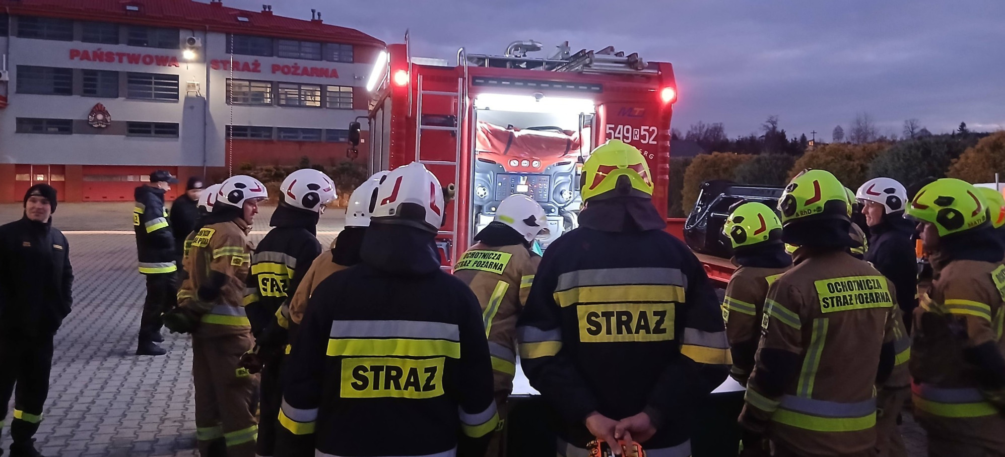 ZAGÓRZ: Szeregi strażaków-ratowników rosną w siłę. Mają nowych kierowców! [ZDJĘCIA]