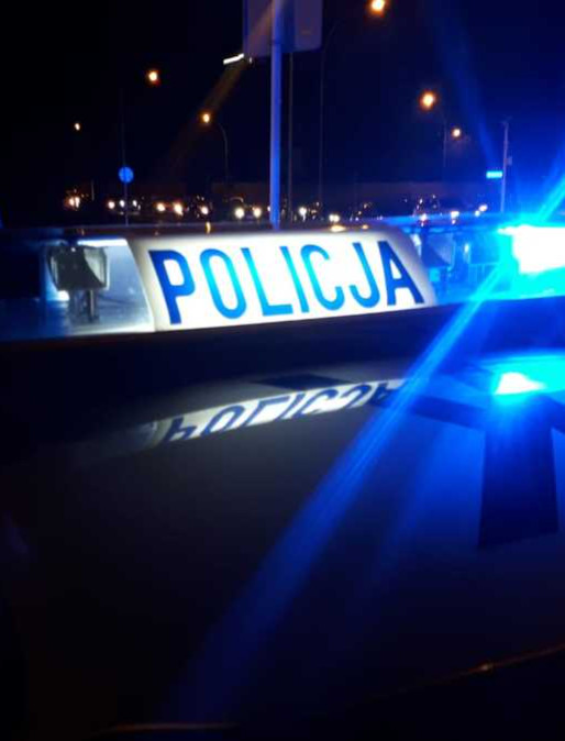 Koniec z „driftowaniem” na drogach. Od dziś surowe kary i utrata prawa jazdy