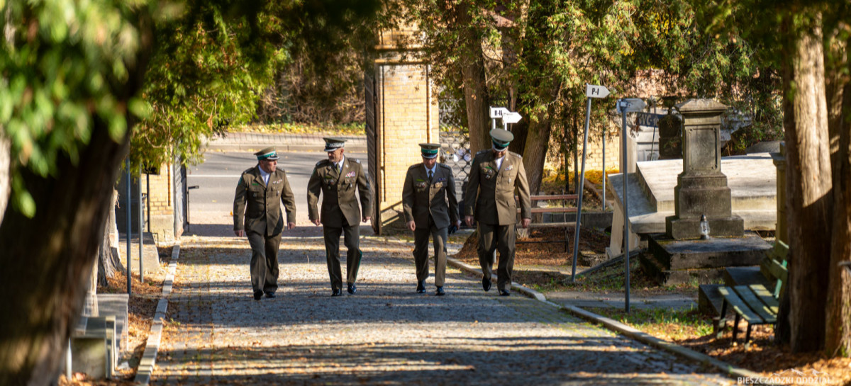 Delegacja BiOSG oddała Hołd Bohaterom i Kapelanom Katyńskim [ZDJĘCIA]