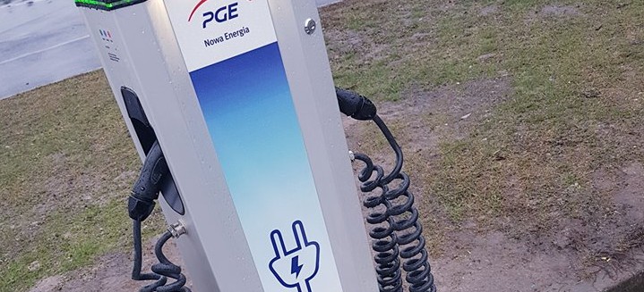 Nowa stacja do ładowania samochodów elektrycznych w Rzeszowie