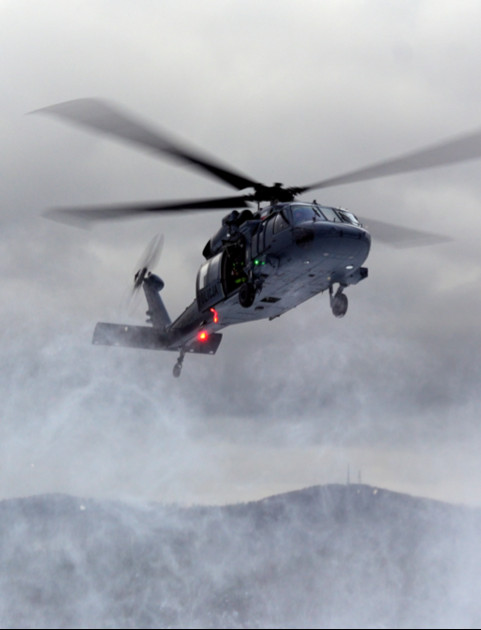 Black Hawk nad Soliną. Kontrterroryści ćwiczyli w ekstremalnych warunkach [VIDEO, ZDJĘCIA]