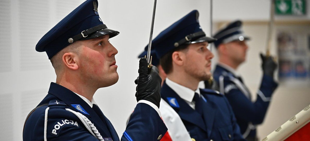 Nowi policjanci na Podkarpaciu. Pierwsze ślubowanie w 2026 roku [VIDEO, ZDJĘCIA]