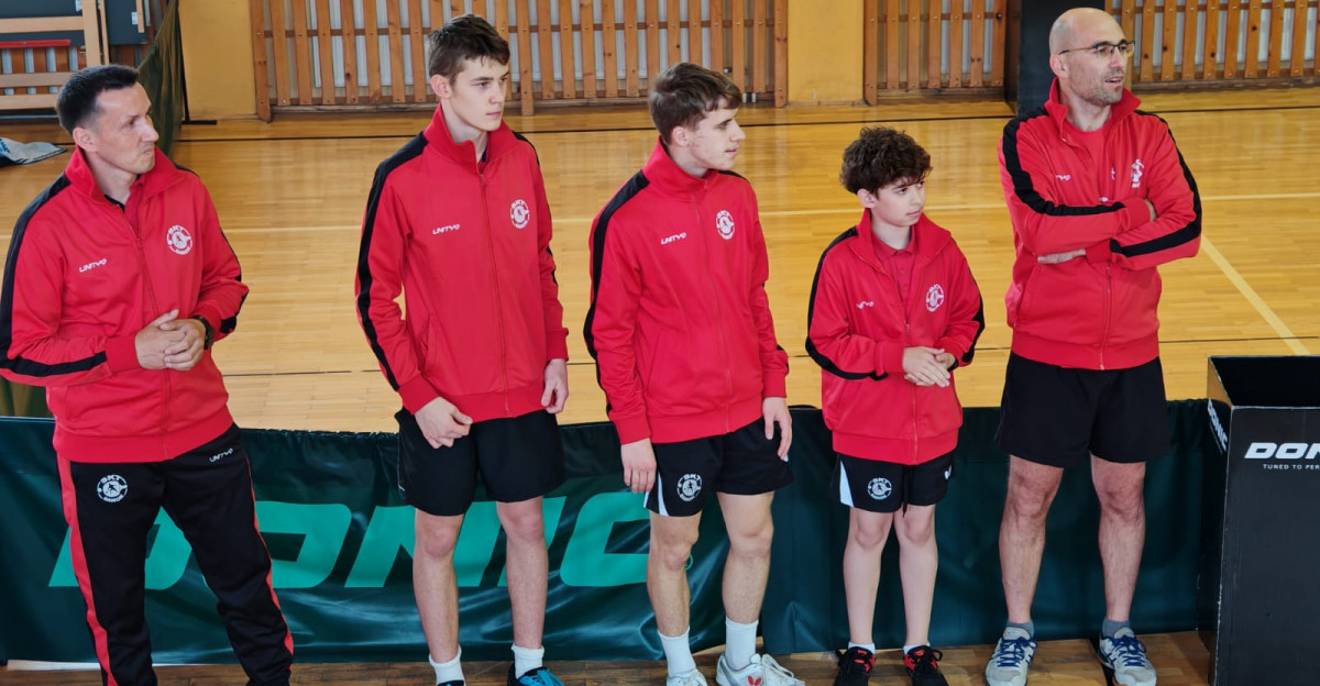 SKT V Sanok Rubber z awansem do IV ligi tenisa stołowego