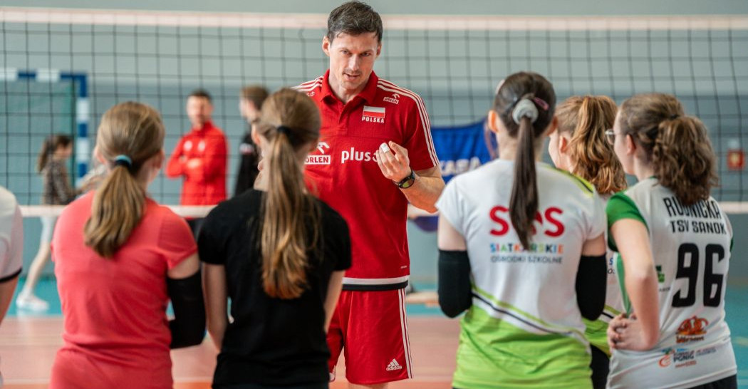 Mistrz świata w Sanoku. Wyjątkowe spotkanie młodzieży z Rafałem Buszkiem [ZDJĘCIA]