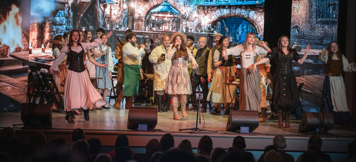 Sanocki Dom Kultury pękał w szwach! Niesamowity musical „Piękna i Bestia” [ZDJĘCIA]