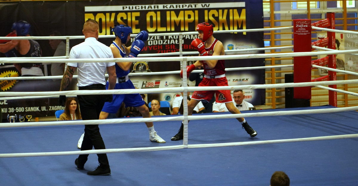 PUCHAR KARPAT w Sanoku. Samuraje bezkonkurencyjni – zwycięstwa, wyróżnienia i kwesta dla Fundacji „Niezłomni” [VIDEO, ZDJĘCIA]