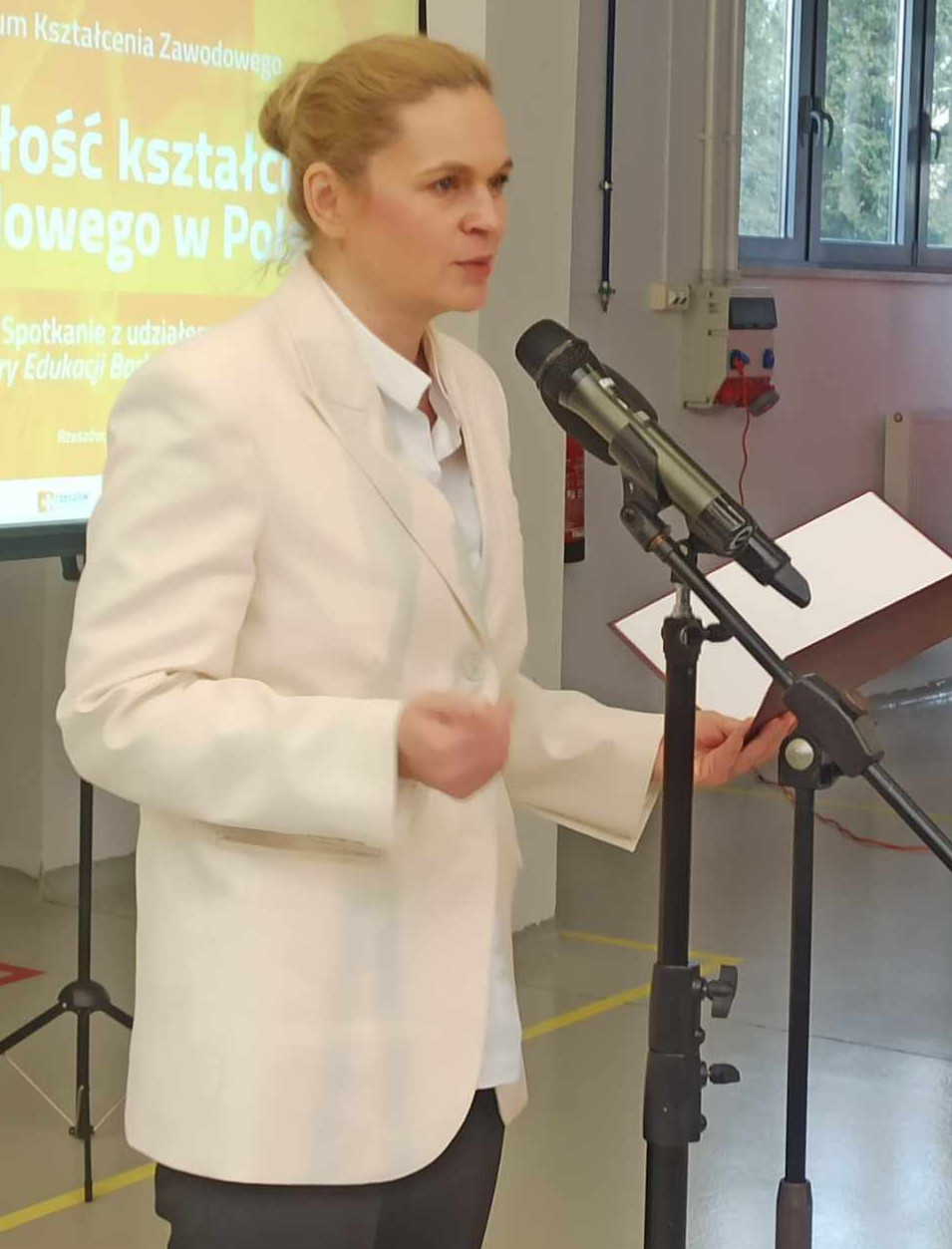 Barbara Nowacka na Podkarpaciu. Ukłon w kierunku szkolnictwa zawodowego (VIDEO, FOTO)