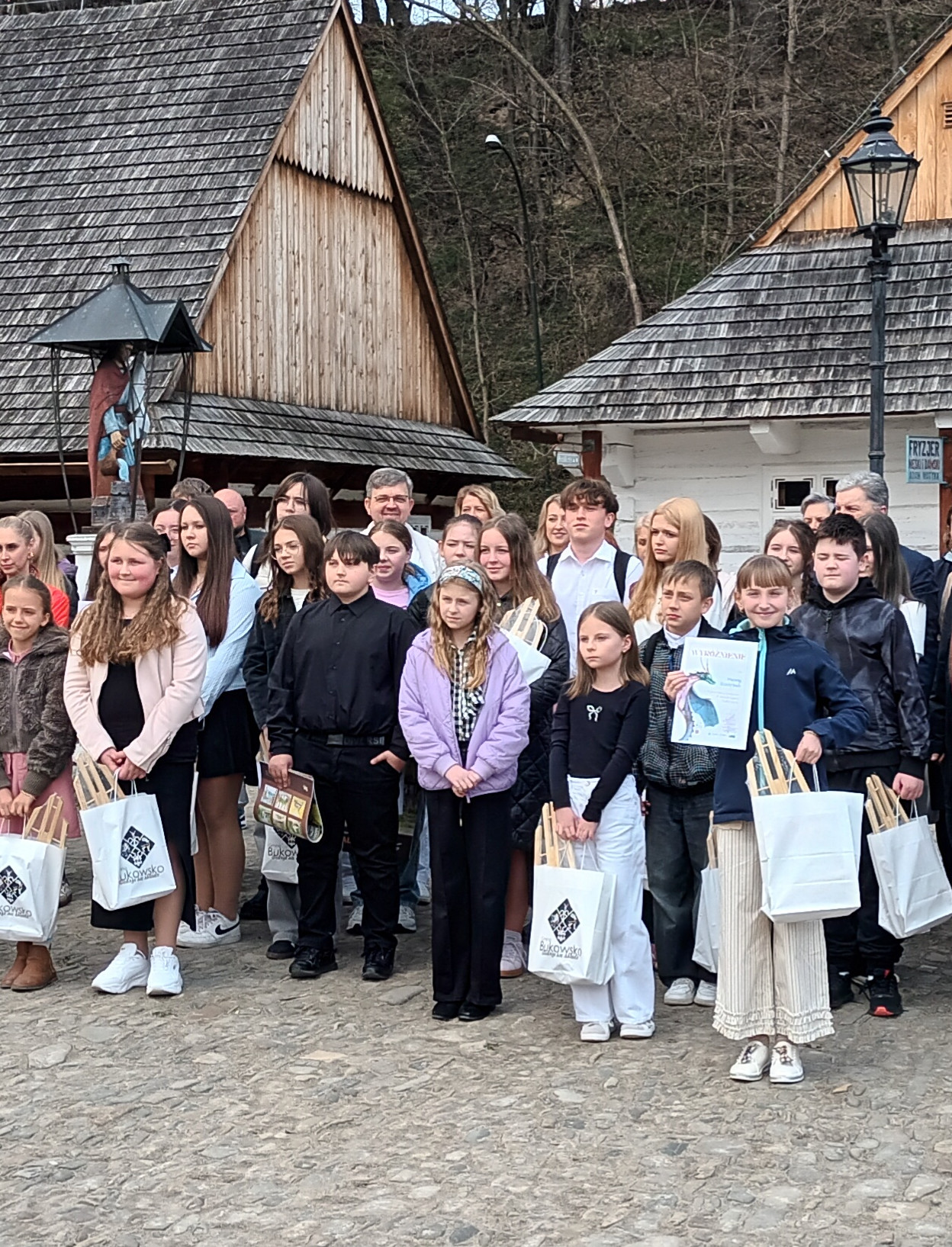 „W świecie legend Podkarpacia” – wspólne dzieło pasji, tradycji i edukacji [ZDJĘCIA]