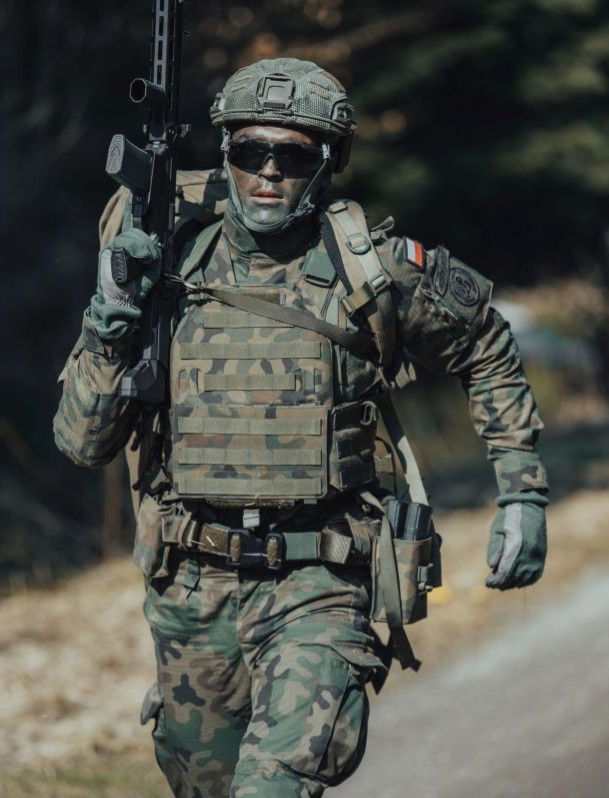 PODKARPACIE: Blisko setka nowych terytorialsów w akcji! Trwa intensywne szkolenie w 3 PBOT [ZDJĘCIA]