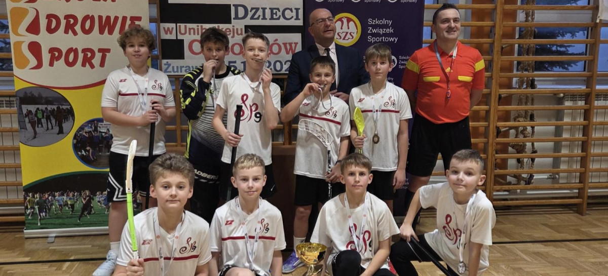 UNIHOKEJ: Szkoła Podstawowa nr 9 w Sanoku Mistrzem Województwa Podkarpackiego!