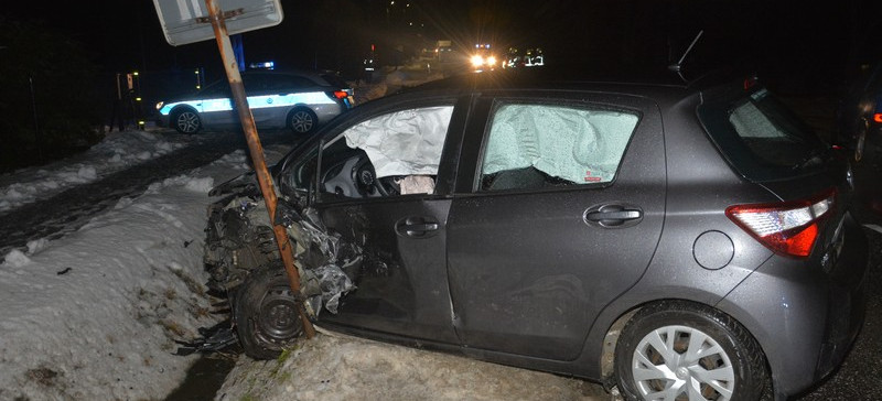 REGION: Zderzenie czterech pojazdów. Dwie osoby ranne (ZDJĘCIA)
