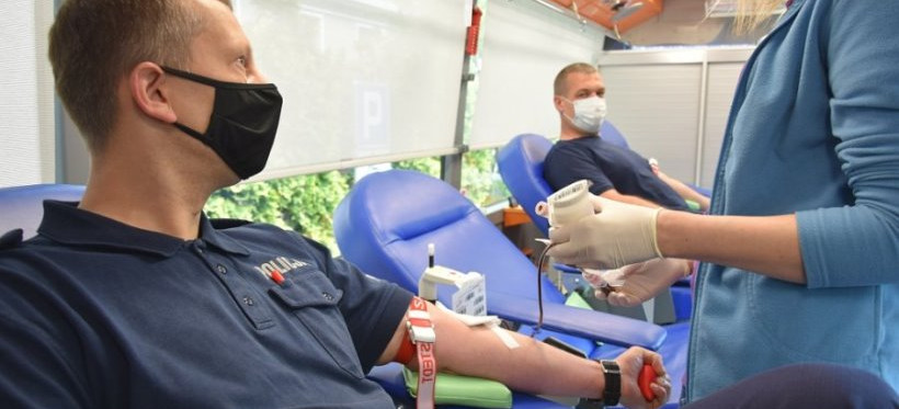RZESZÓW. “Mundurowe braterstwo krwi”. Akcja honorowych dawców krwi (FOTO)