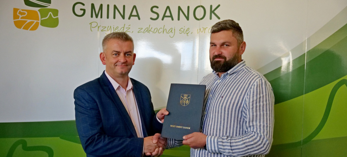 GMINA SANOK: Rusza termomodernizacja budynku szkoły podstawowej w Kostarowcach