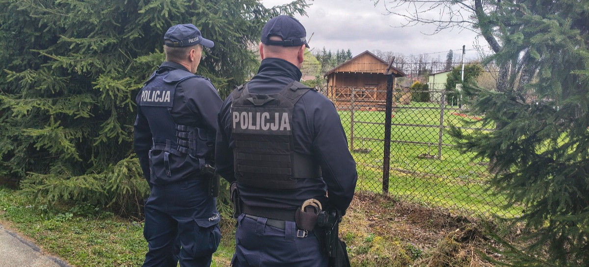 24-latek miał problemy z oddychaniem. Pomogli policjanci z Dydni!