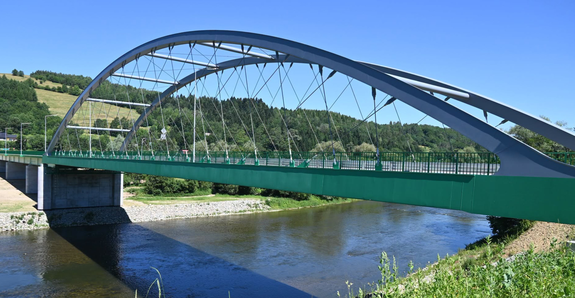 PRZEŁOMOWA INWESTYCJA DLA REGIONU: Nowy most Jabłonica Ruska – Niewistka oficjalnie ukończony [ZDJĘCIA]