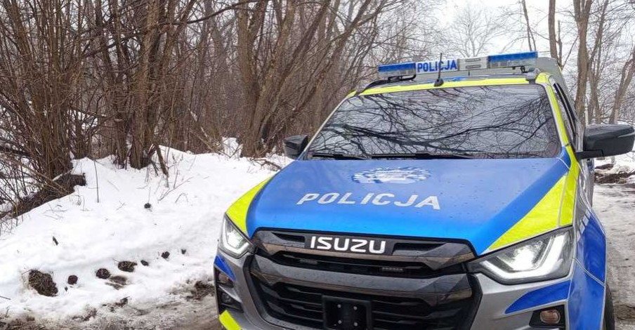 BIESZCZADY: Znieważył i naruszył nietykalność cielesną policjantów. Grozi mu do 3 lat więzienia