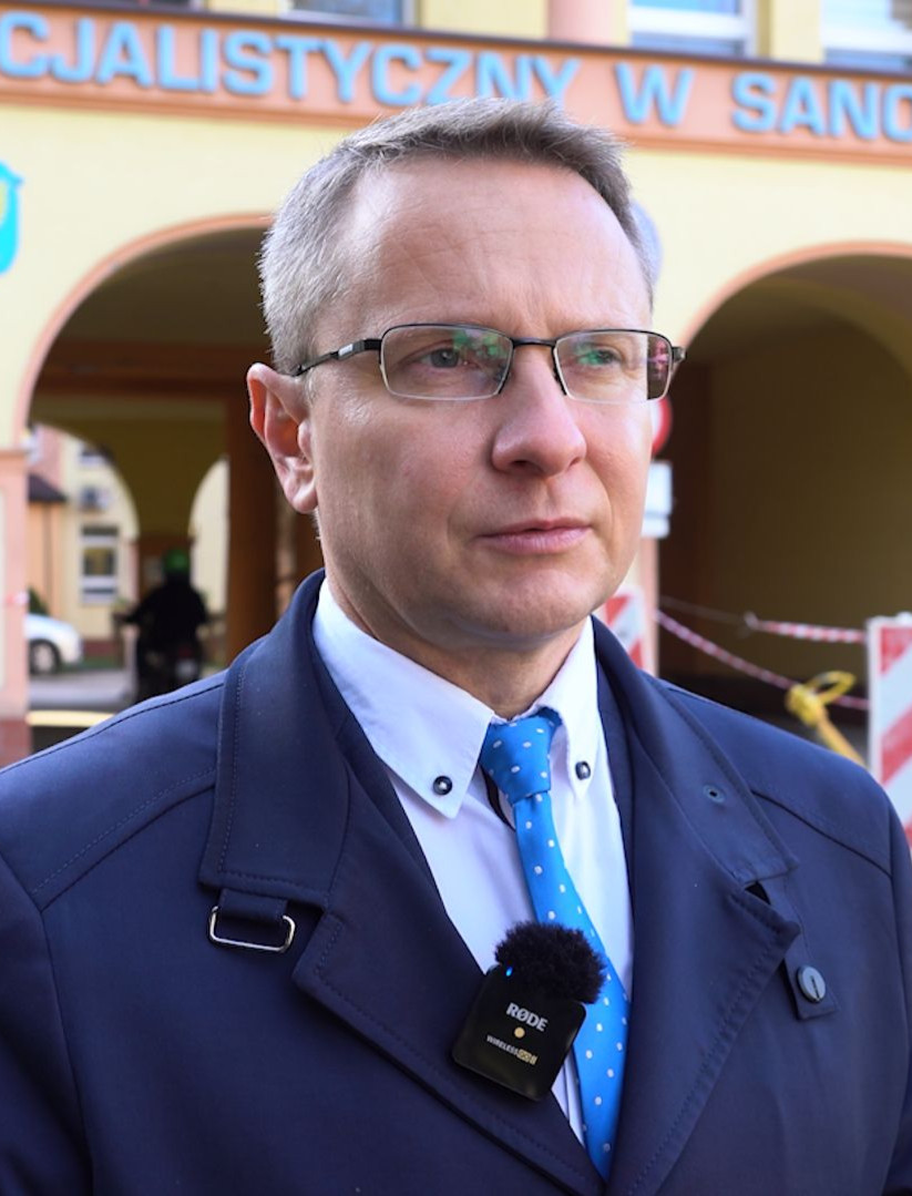 KRYZYS W SŁUŻBIE ZDROWIA. Poseł Piotr Uruski alarmuje: „Szpitale toną w długach. Rząd nie robi nic” [VIDEO]